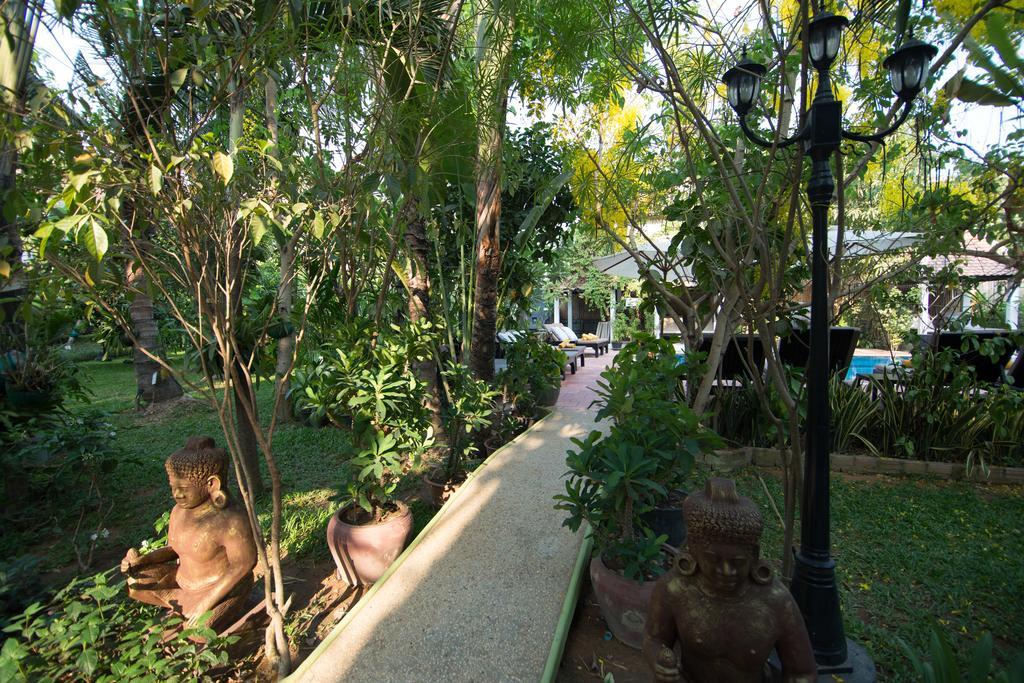 Sonalong Boutique Village & Resort Ciudad de Siem Riep Exterior foto